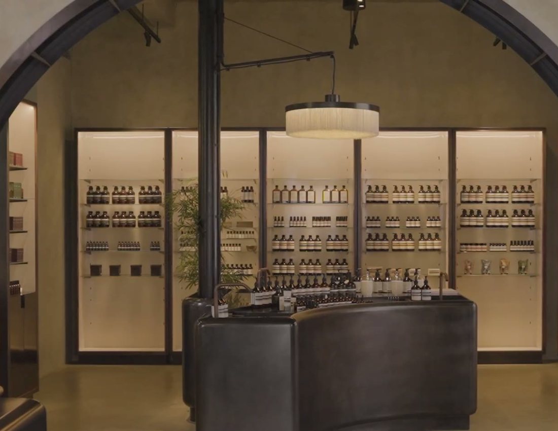 Une boutique Aesop : chacune est dessinée pour son quartier, aucune ne ressemble à une autre